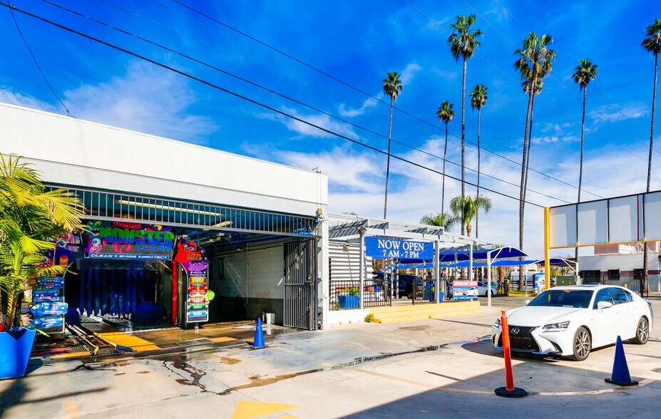 More Photos Of 530 E Holt Ave, Pomona Carwash For Sale