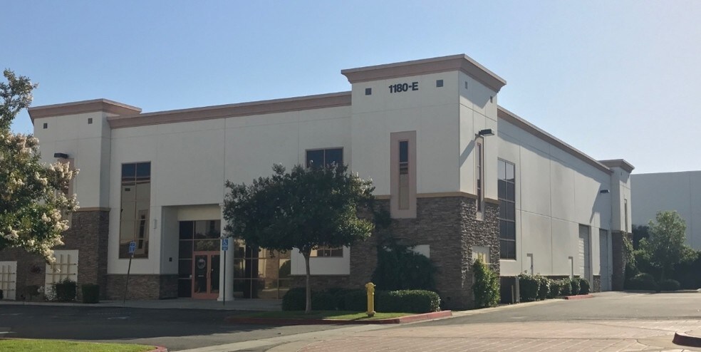 More Photos Of 1180 E Francis St, Ontario Warehouse For Lease