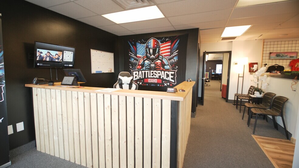 More Photos Of 3555-3559 W Wright St, Boise Light Manufacturing For Lease