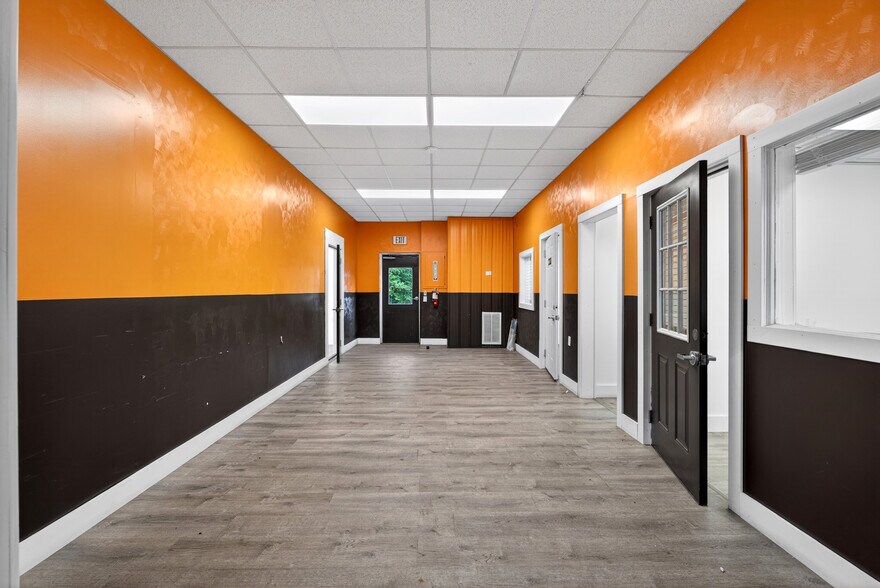 More Photos Of 373 Huntington Rd, Gaffney Warehouse For Lease