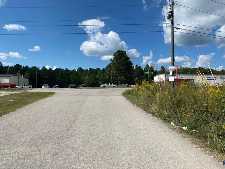 More Photos Of 308 Vallenga Rd, Elgin Land For Sale