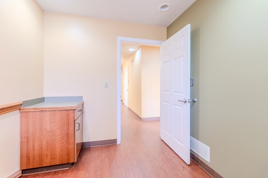 More Photos Of 1600 Wildlife Lodge Rd, Lower Burrell Medical For Lease