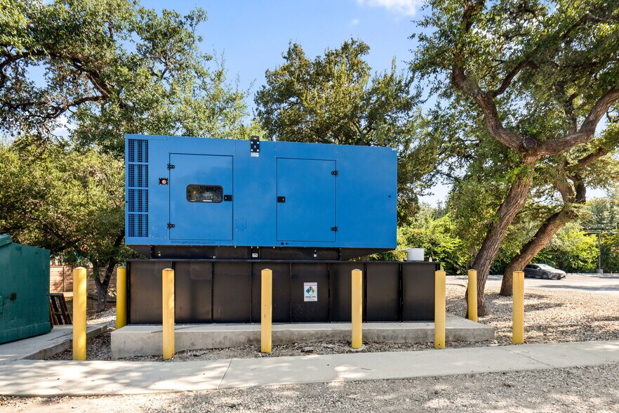 More Photos Of 120 Chula Vista, San Antonio Office For Sale