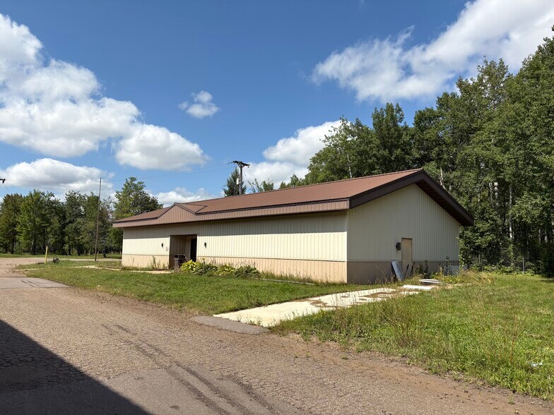 More Photos Of 555 W 25th St, Hibbing Manufacturing For Sale