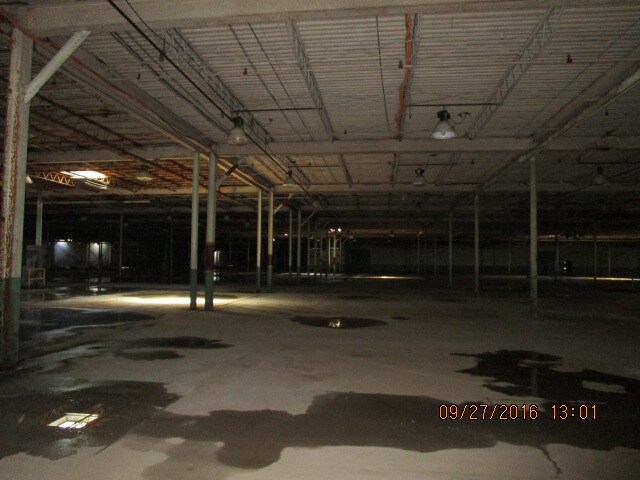 More Photos Of 210 Broadus St, Sturgis Manufacturing For Sale