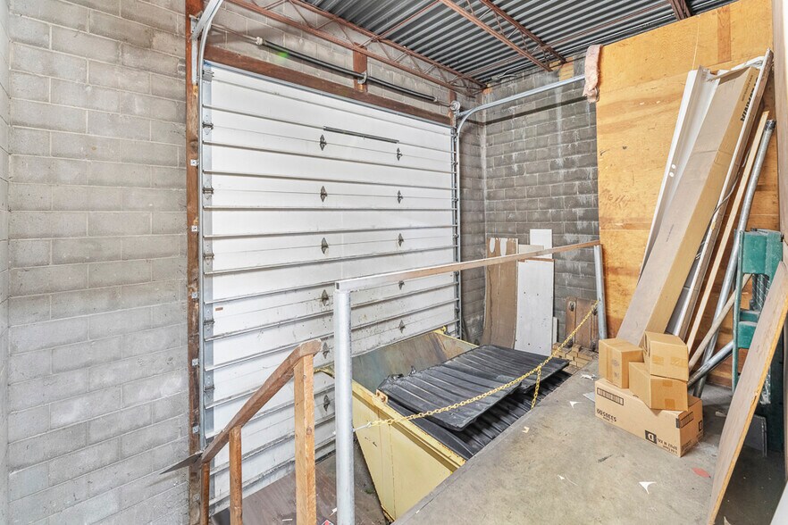 More Photos Of 14924 Beloit Snodes Rd, Beloit Manufacturing For Sale