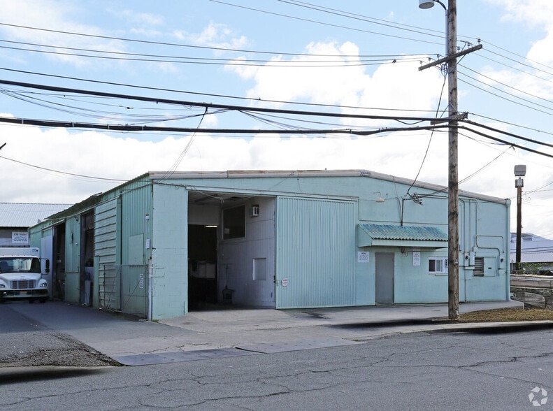 Primary Photo Of 2122 Kaliawa St, Honolulu Warehouse For Lease