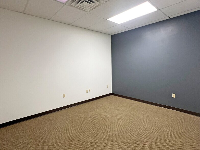More Photos Of 2421 Asbury Rd, Erie Unknown For Lease