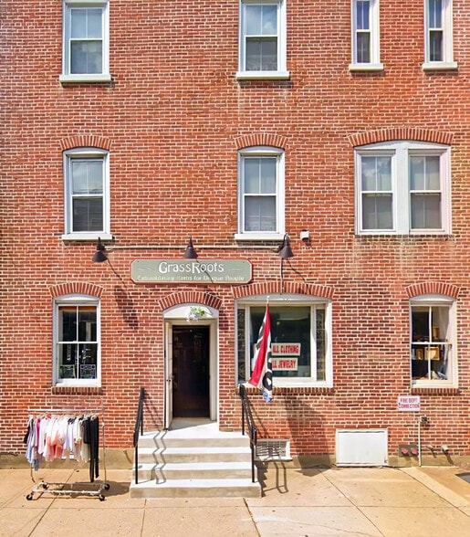Primary Photo Of 93 E Main St, Newark Apartments For Lease