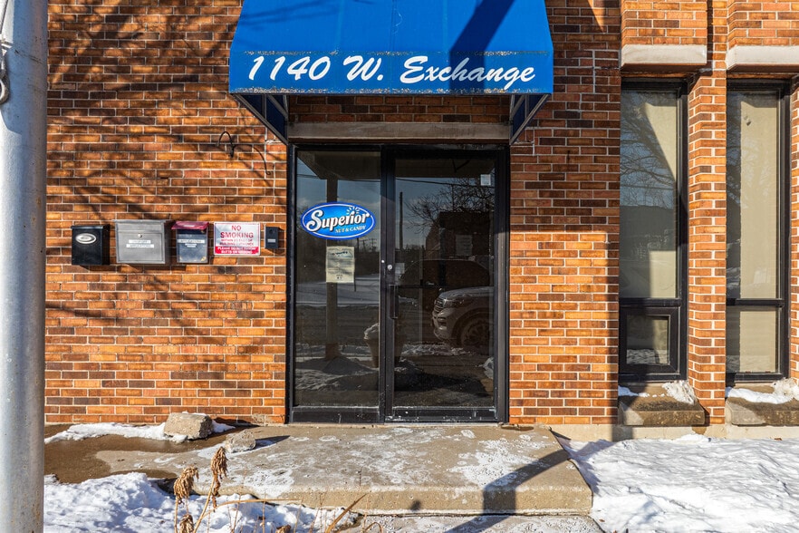 More Photos Of 1104 W 43rd St, Chicago Warehouse For Sale