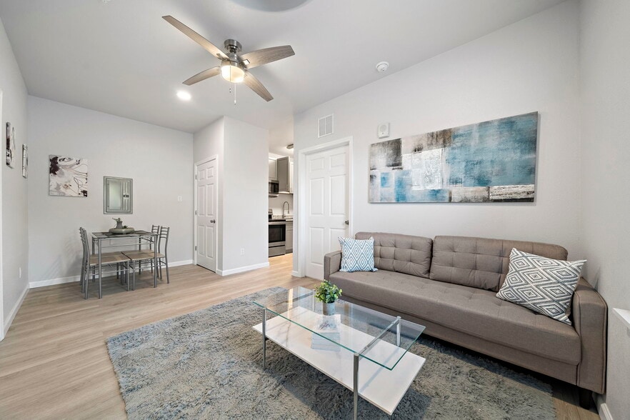 More Photos Of 808 Sealy ave, Galveston Apartments For Sale