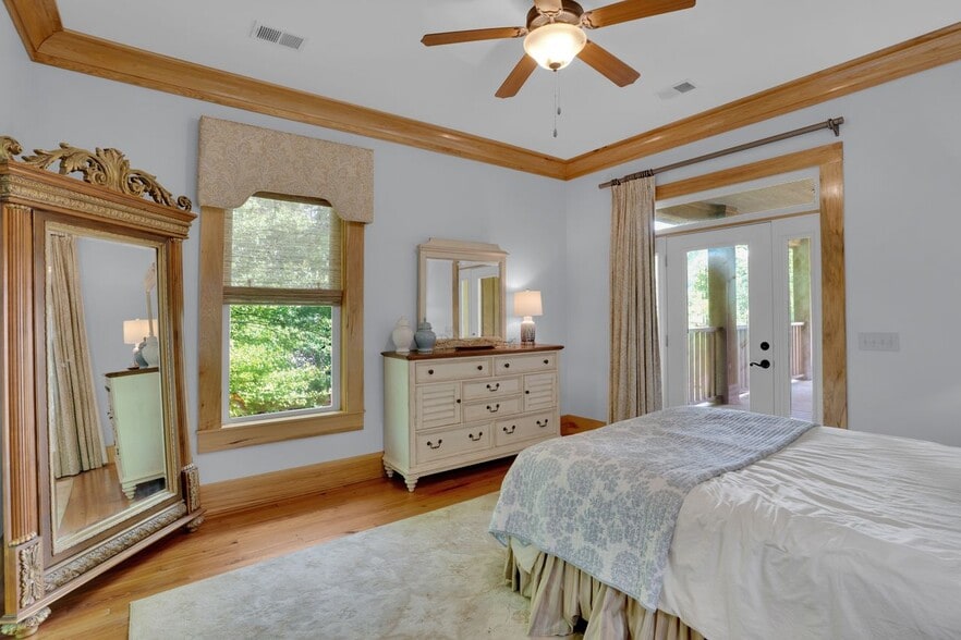 More Photos Of 1530 Buck Hill Rd, Ridgeway Industrial For Sale