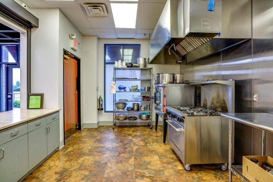 More Photos Of 115-125 56th St, Kenosha Apartments For Sale