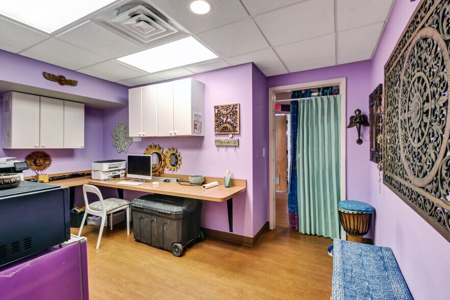 More Photos Of 1503 Oak St, Jacksonville Medical For Sale