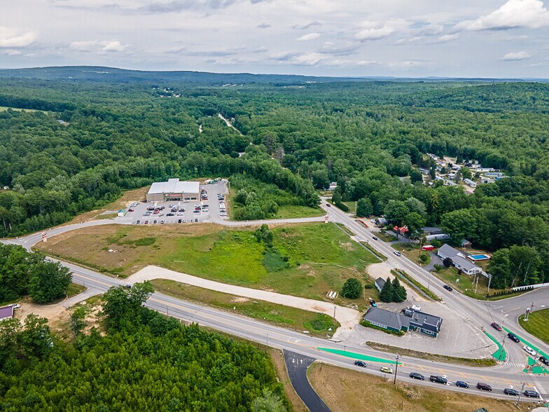More Photos Of Route 11 & 26, Mechanic Falls Storefront For Lease