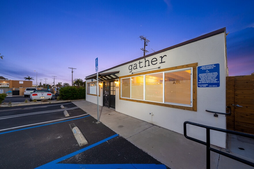 More Photos Of 422 N Coast Highway 101, Encinitas Storefront For Lease