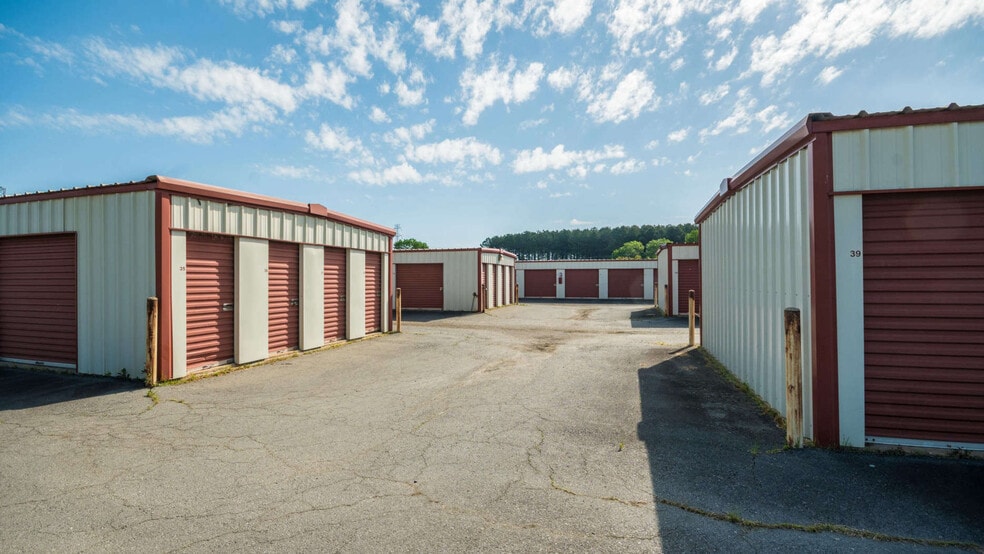 More Photos Of 8888 Faulkner Lake Rd, North Little Rock Self Storage For Sale