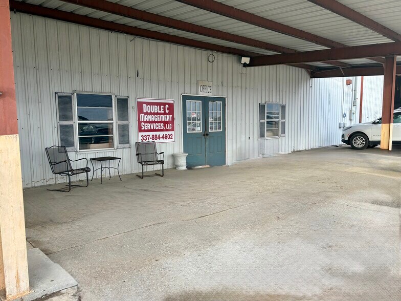 More Photos Of 8509 Egan Hwy, Crowley Warehouse For Lease