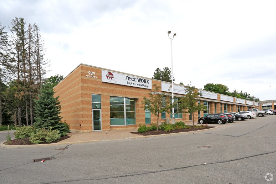 More Photos Of 229 Mapleview Dr E, Barrie Office For Lease
