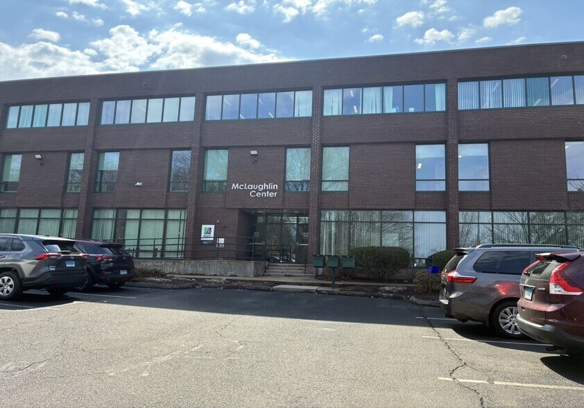 More Photos Of 335 Broad St, Manchester Office For Lease