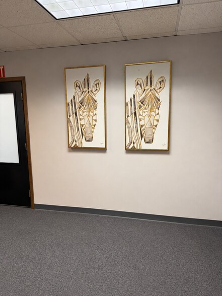 More Photos Of 10035 Sliding Hill Rd, Ashland Office For Lease