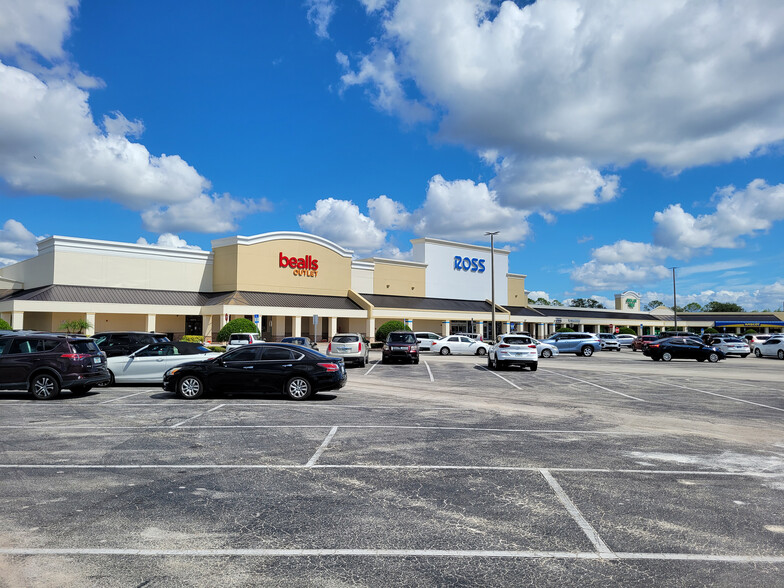 Primary Photo Of 3205-3235 S John Young Pky, Kissimmee Unknown For Lease