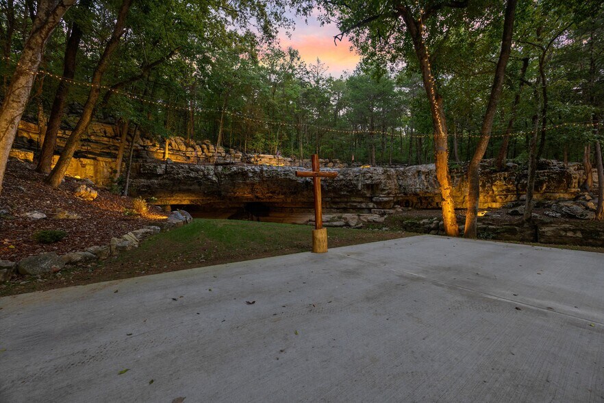 More Photos Of 4201 Pleasant Valley Rd, Union Grove Restaurant For Sale