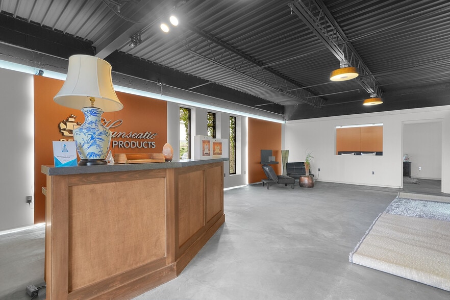 More Photos Of 4130 44th St SE, Grand Rapids Office For Sale