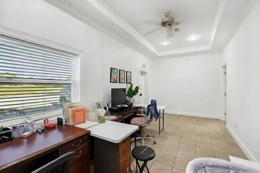 More Photos Of 321 N Railroad Ave, Boynton Beach Unknown For Lease