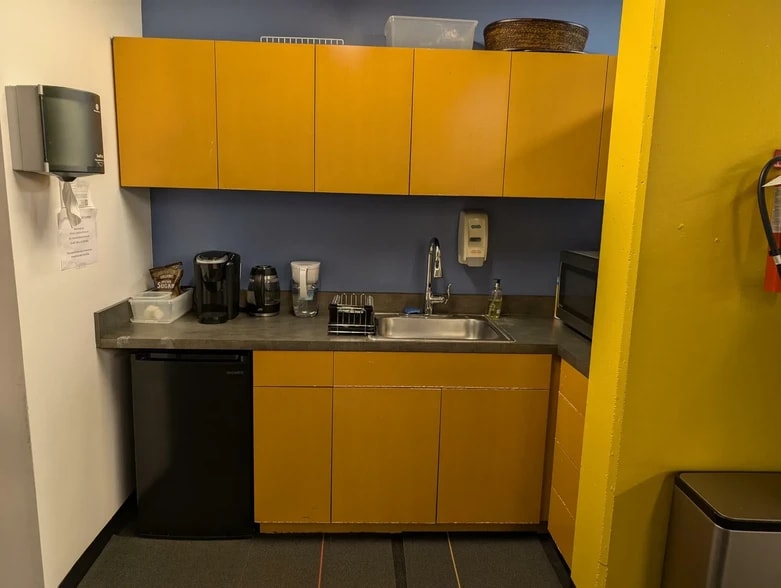 More Photos Of 1535 6th St, Santa Monica Apartments For Lease