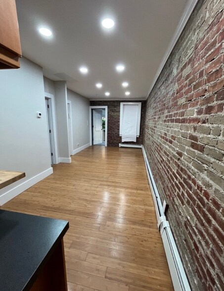 More Photos Of 2001 Park St, Atlantic Beach Storefront Retail Residential For Sale