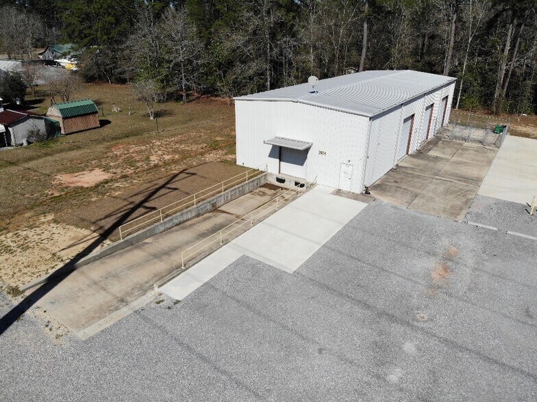 More Photos Of 2074 Phillip Dr, Covington Warehouse For Sale