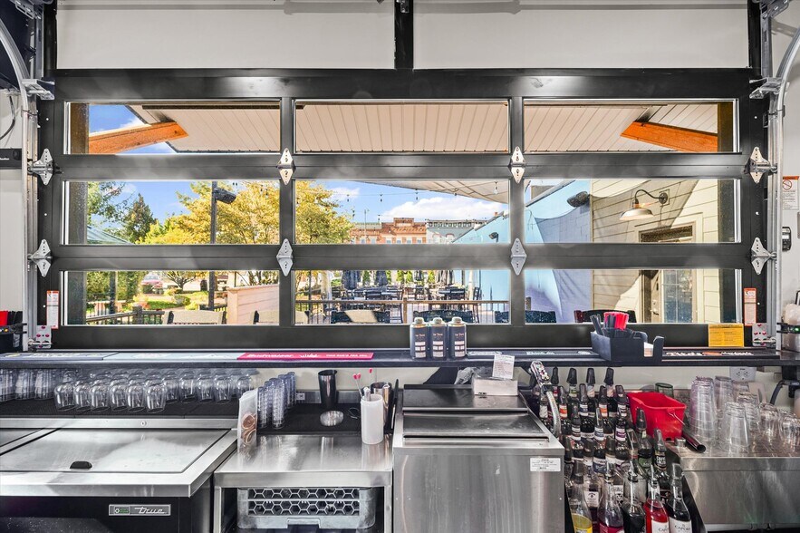 More Photos Of 125 S Market St, Paxton Specialty For Sale