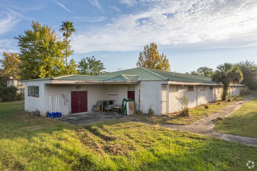 More Photos Of 800 N Lincoln Ct, Jacksonville Religious Facility For Sale
