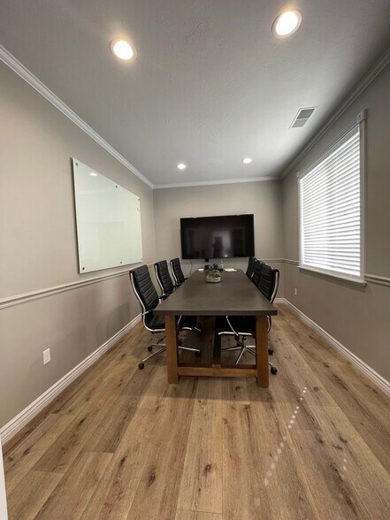 More Photos Of 481-485 S Orem Blvd, Orem Medical For Sale