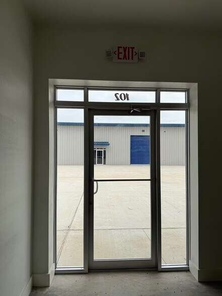 More Photos Of 880 Blasingame Road, Hempstead Industrial For Lease