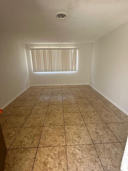 More Photos Of 4121 E Moreland St, Phoenix Apartments For Sale