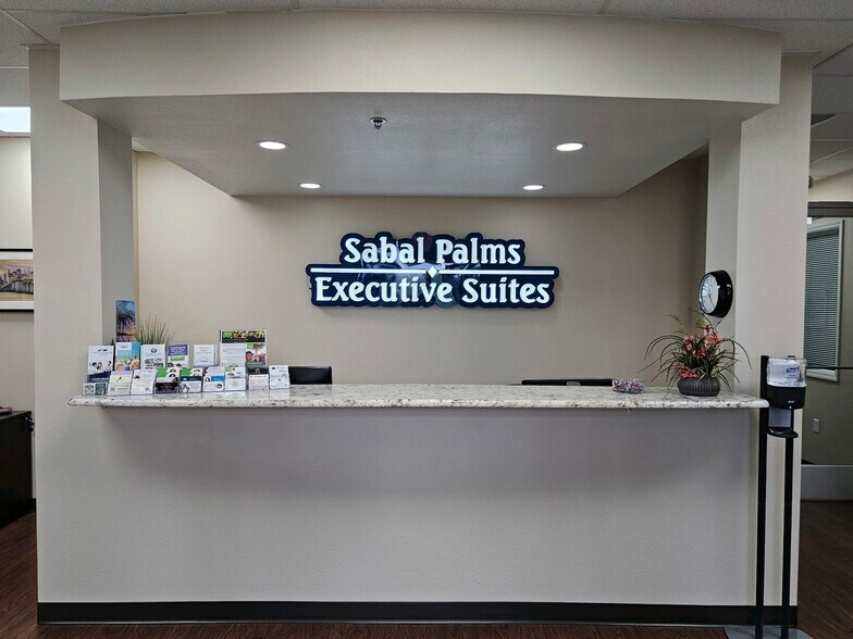 Primary Photo Of 510 County Road 466, Lady Lake Coworking Space