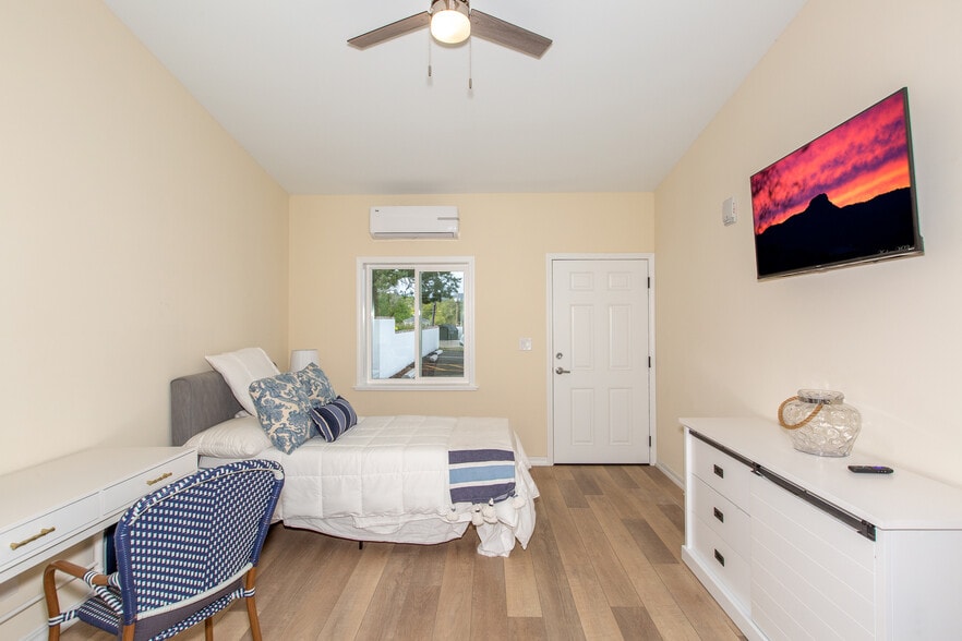 More Photos Of 1113 & 1117 E Gurley St, Prescott Rehabilitation Center For Sale