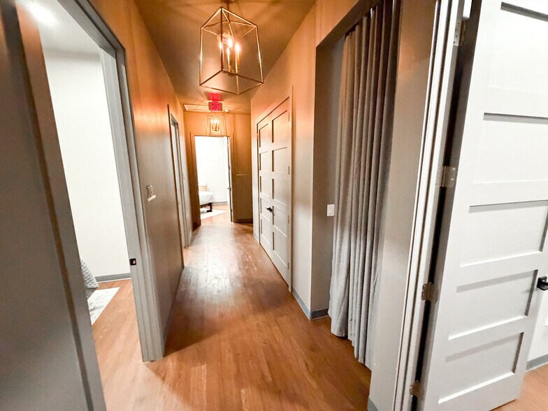 More Photos Of 5400 Frio Dr, Midland General Retail For Sale