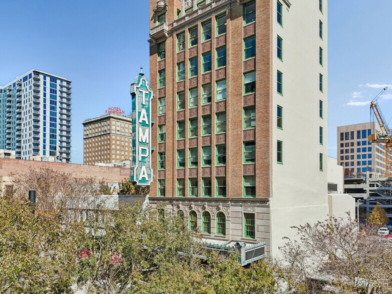 More Photos Of 707 N Franklin St, Tampa Office For Sale