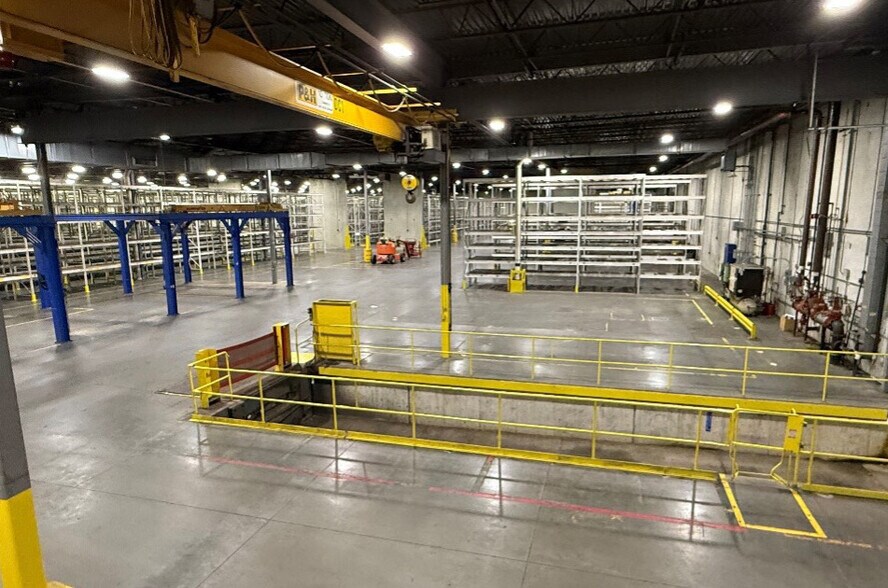 More Photos Of 4501 Tompkins Dr, Madison Warehouse For Lease