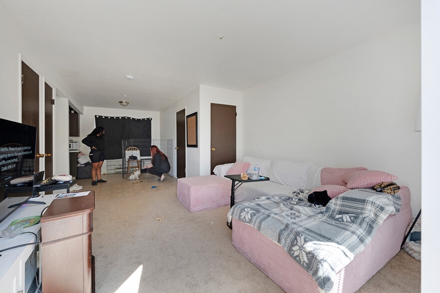 More Photos Of 7488 Bridgit Dr, Rohnert Park Apartments For Sale