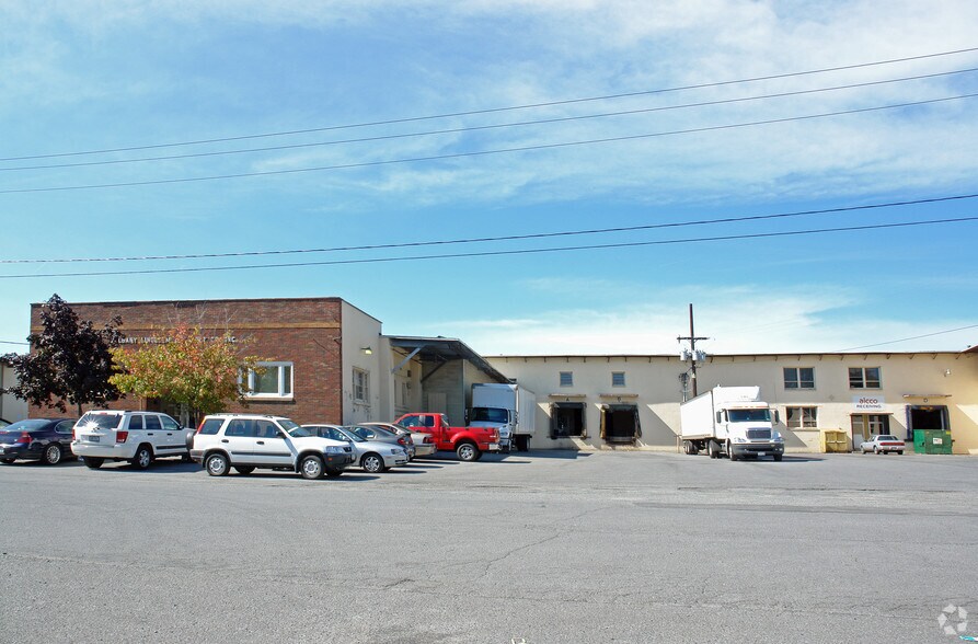 More Photos Of 16 Commercial Ave, Albany Warehouse For Lease