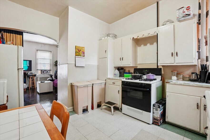 More Photos Of 2731 W Girard Ave, Philadelphia Apartments For Sale