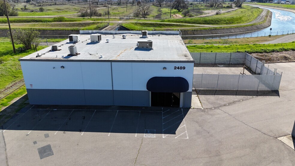 More Photos Of 2489 Mercantile Dr, Rancho Cordova Warehouse For Lease