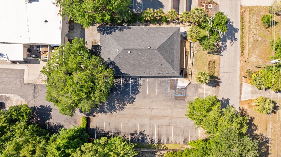 More Photos Of 924 Tall Pine Rd, Mount Pleasant Medical For Sale