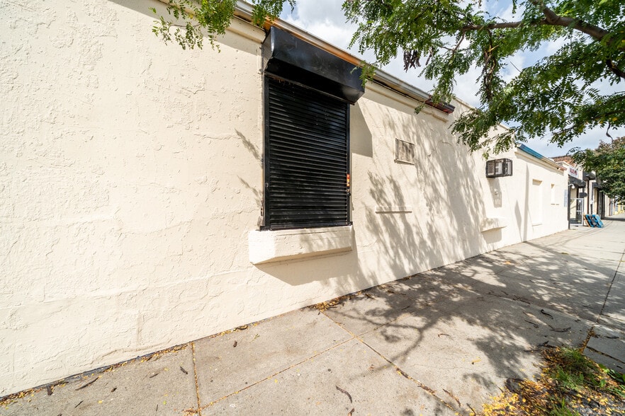 More Photos Of 1 Ocean Ave, Jersey City Storefront For Lease