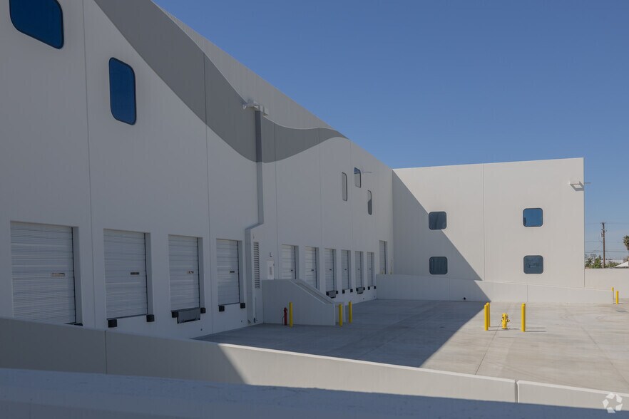 More Photos Of 773 S Foisy St, San Bernardino Warehouse For Sale