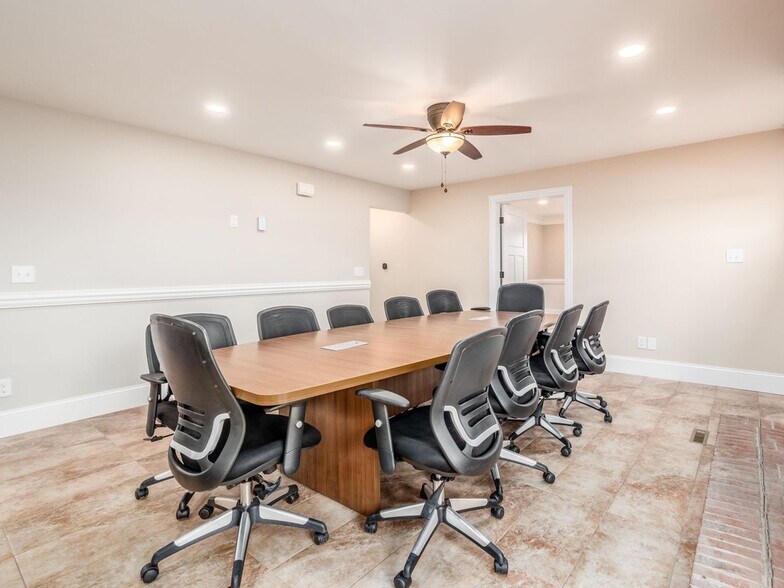 More Photos Of 8620 OH-161 Rt, Plain City Office For Lease